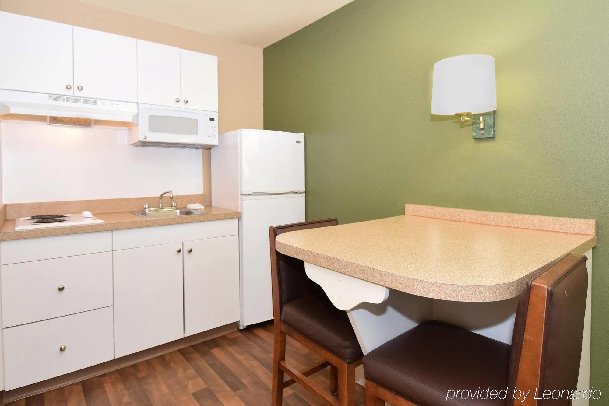 Extended Stay America Select Suites - Raleigh - Research Triangle Park - Hwy 55 Durham Luaran gambar
